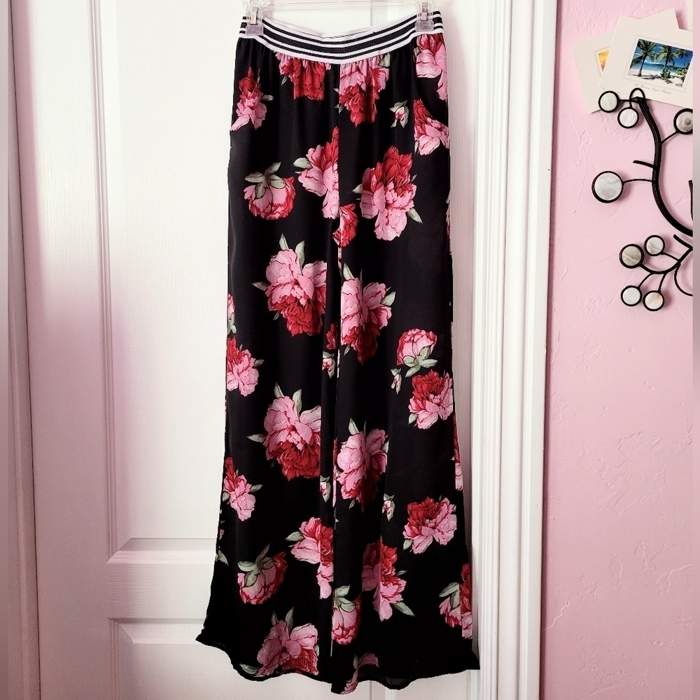 h.i.p Wide Leg Pants Floral Small
